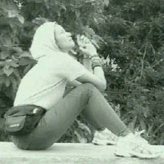 Meirura Lovita Grediona Chaniago